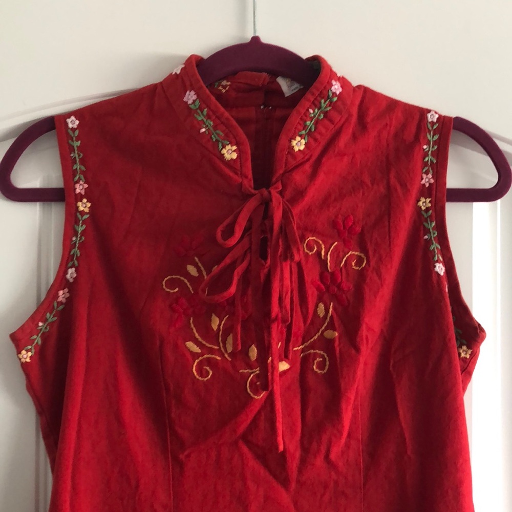 Red dress - Picture 2 of 7